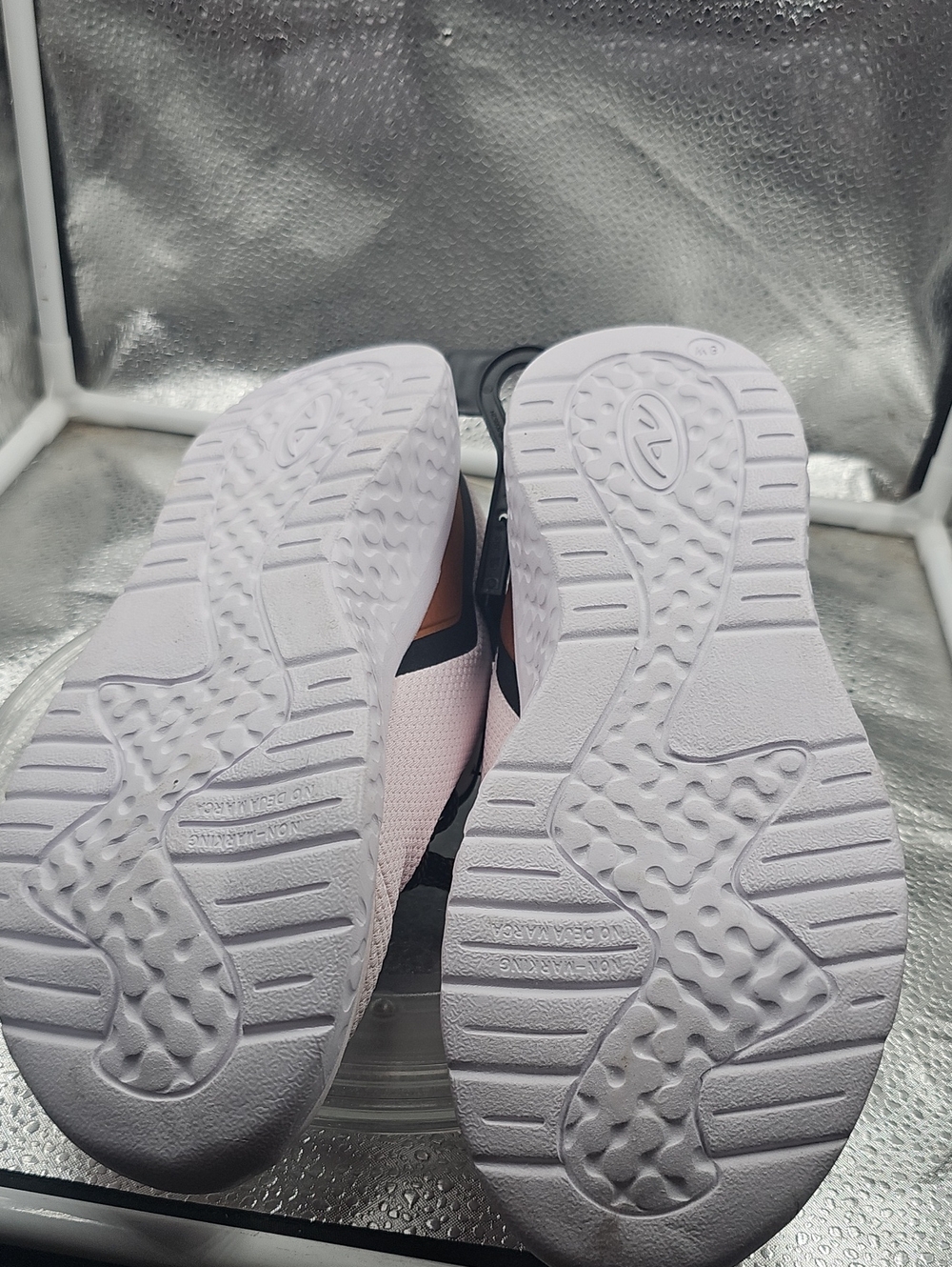G Light Pink Wide Width Athletic Works Shoes Sz 8w - Picture 3 of 5